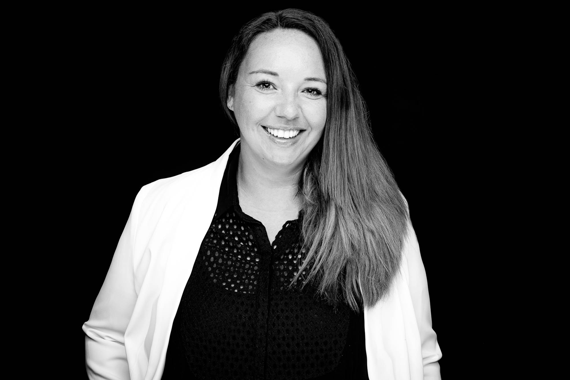 Export x3 Headshots Manuela04698 Bearbeitet 3 Headshots Manuela